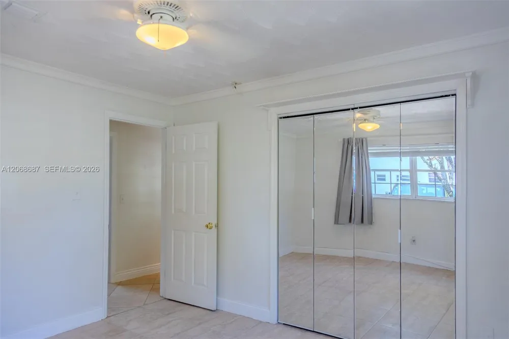 729 NE 2nd Ct #729 Hallandale Beach, FL 33009