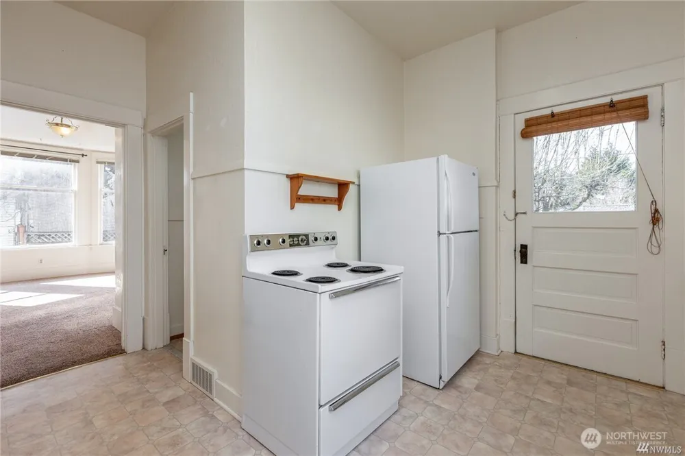 1714 Colby Avenue #2 Everett, WA 98201