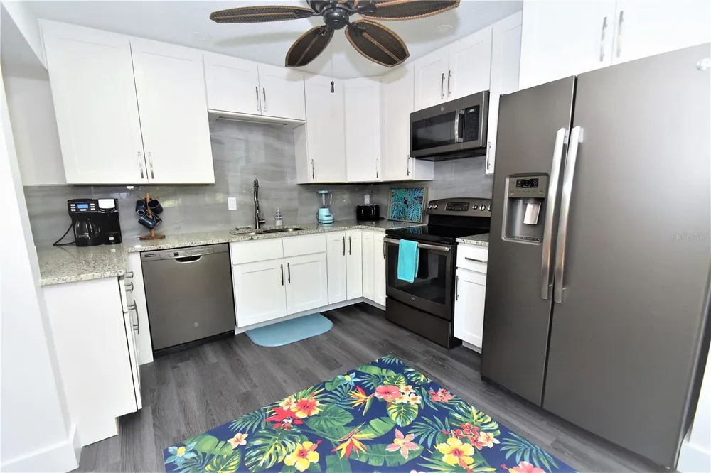 1647 BROOKHOUSE COURT #BR146 Sarasota, FL 34231