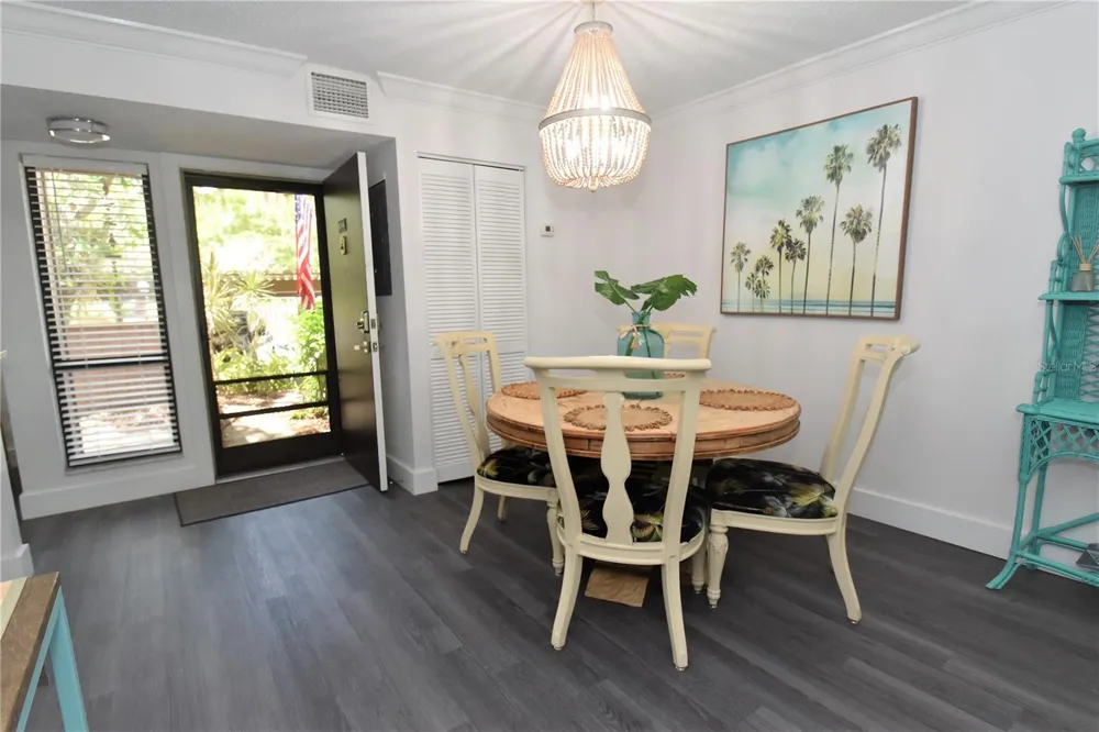1647 BROOKHOUSE COURT #BR146 Sarasota, FL 34231