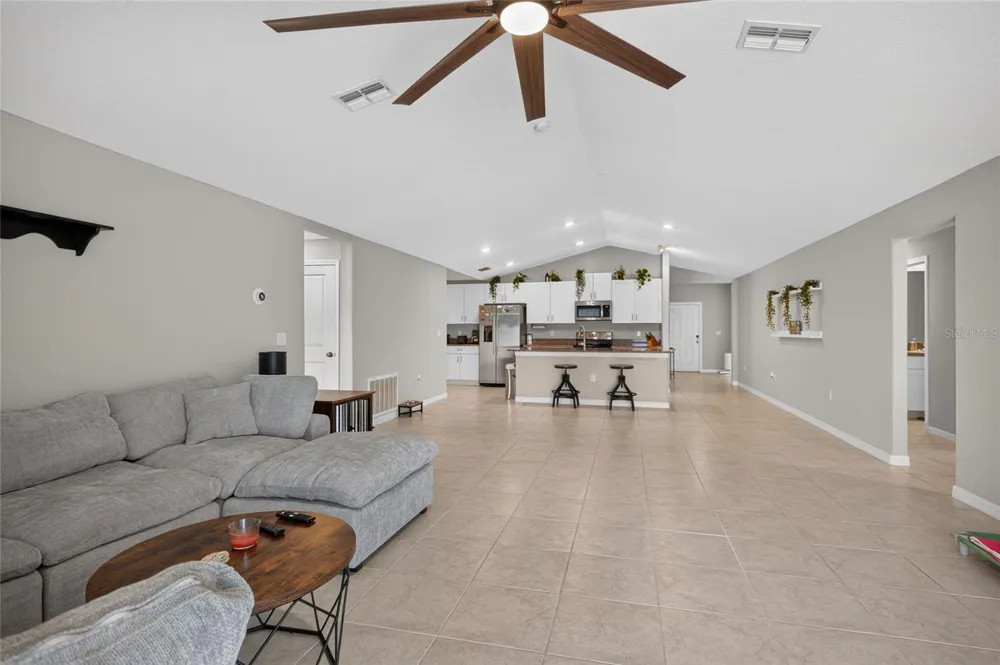 5420 LESLIE CANYON DRIVE Wimauma, FL 33598