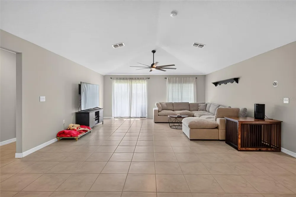 5420 LESLIE CANYON DRIVE Wimauma, FL 33598