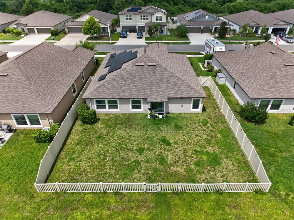 5420 LESLIE CANYON DRIVE Wimauma, FL 33598