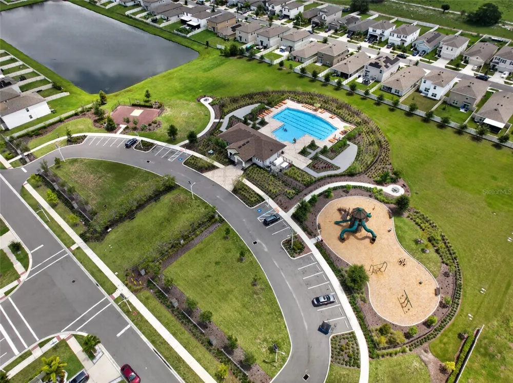 5420 LESLIE CANYON DRIVE Wimauma, FL 33598