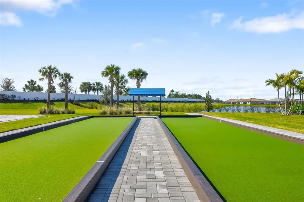 15030 SUNNY DAY DRIVE Bradenton, FL 34211