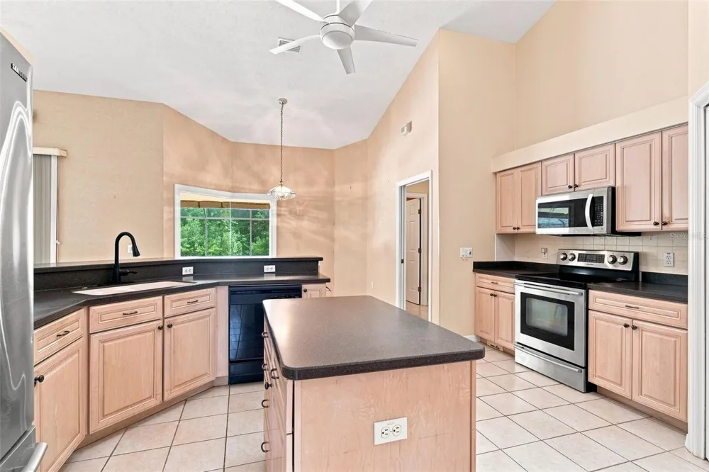 5928 OAKMONT DRIVE Beverly Hills, FL 34465