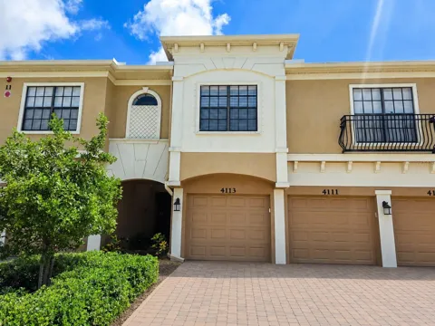 4113 OVERTURE CIRCLE