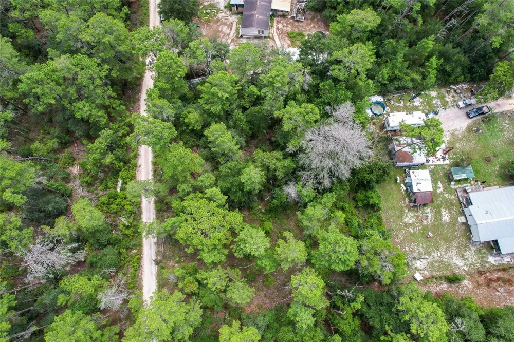 202 UTAH STREET Satsuma, FL 32189