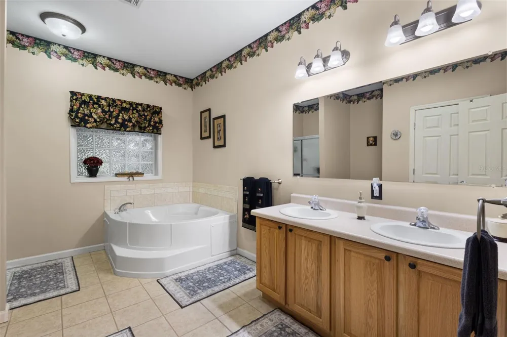 4700 NW 26TH STREET Bell, FL 32619
