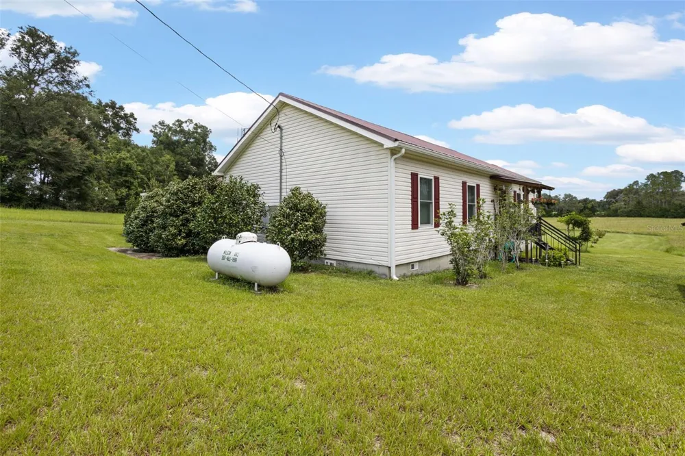 4700 NW 26TH STREET Bell, FL 32619