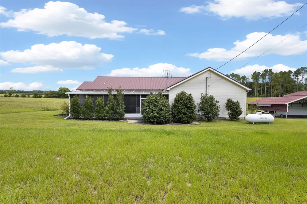 4700 NW 26TH STREET Bell, FL 32619