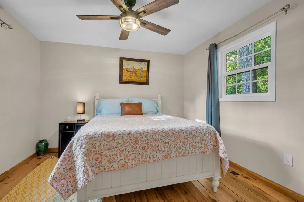 135 Tooley Trail Lane Mc Ewen, TN 37101