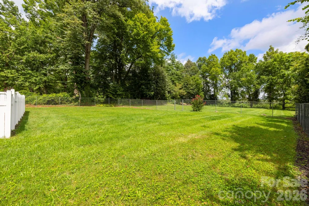 4295 Brevard Road Horse Shoe, NC 28742