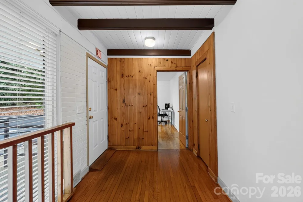 4295 Brevard Road Horse Shoe, NC 28742