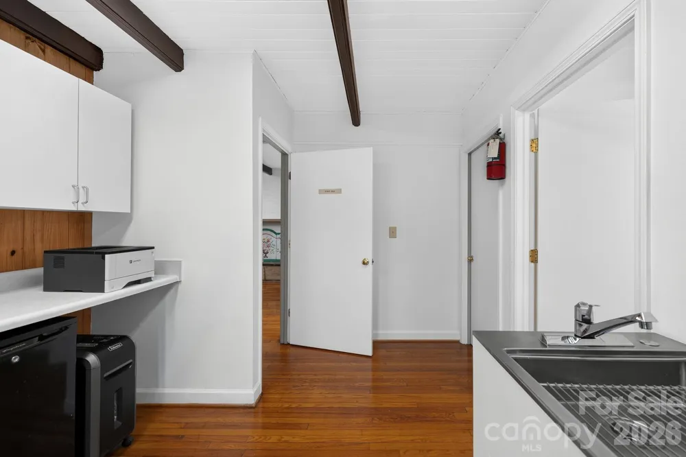 4295 Brevard Road Horse Shoe, NC 28742