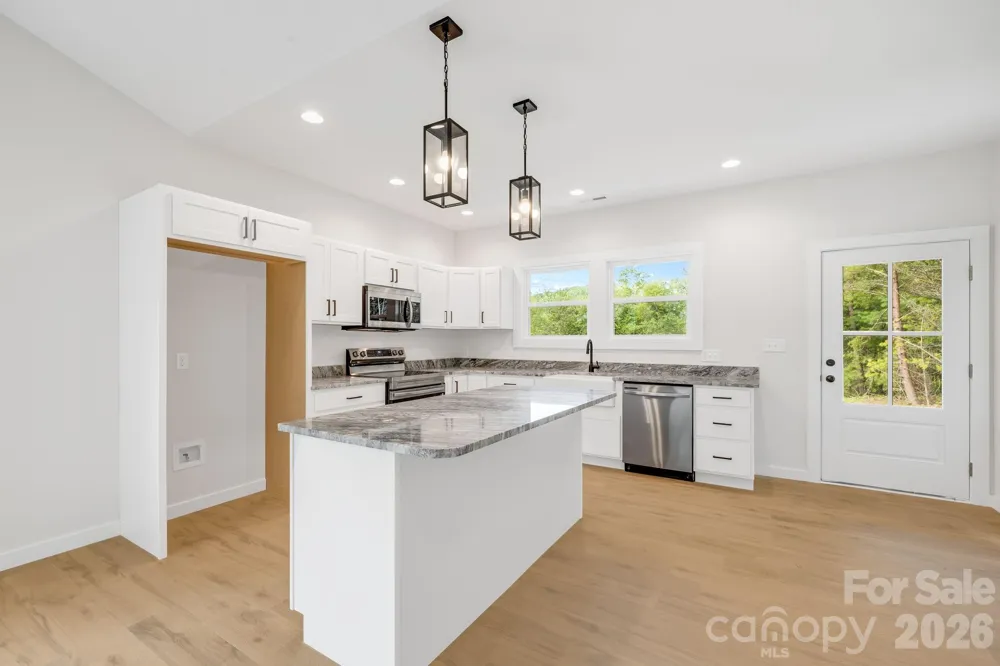 118 Dog Star Lane Alexander, NC 28701