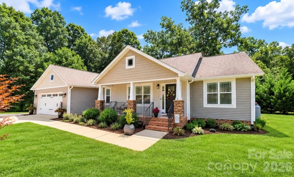 4084 Lydia Suzanne Place Lincolnton, NC 28092