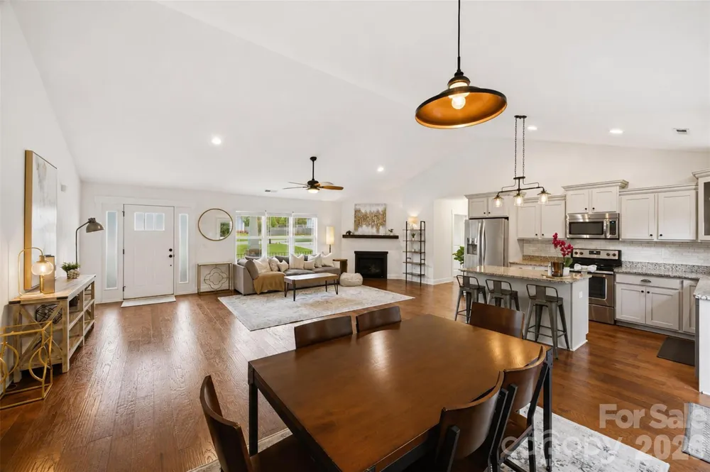 4084 Lydia Suzanne Place Lincolnton, NC 28092