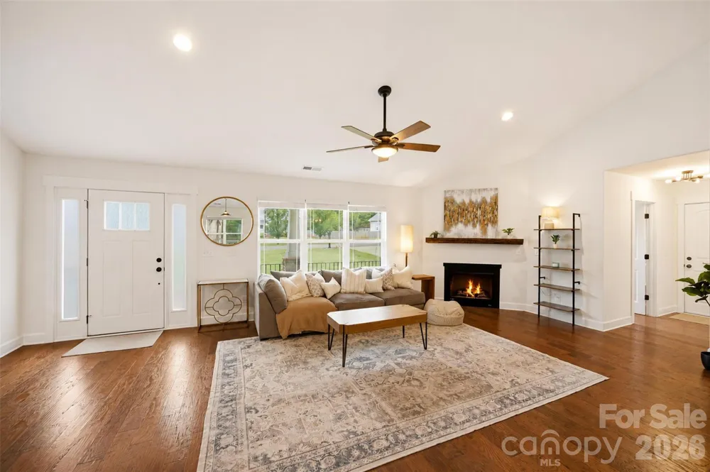 4084 Lydia Suzanne Place Lincolnton, NC 28092
