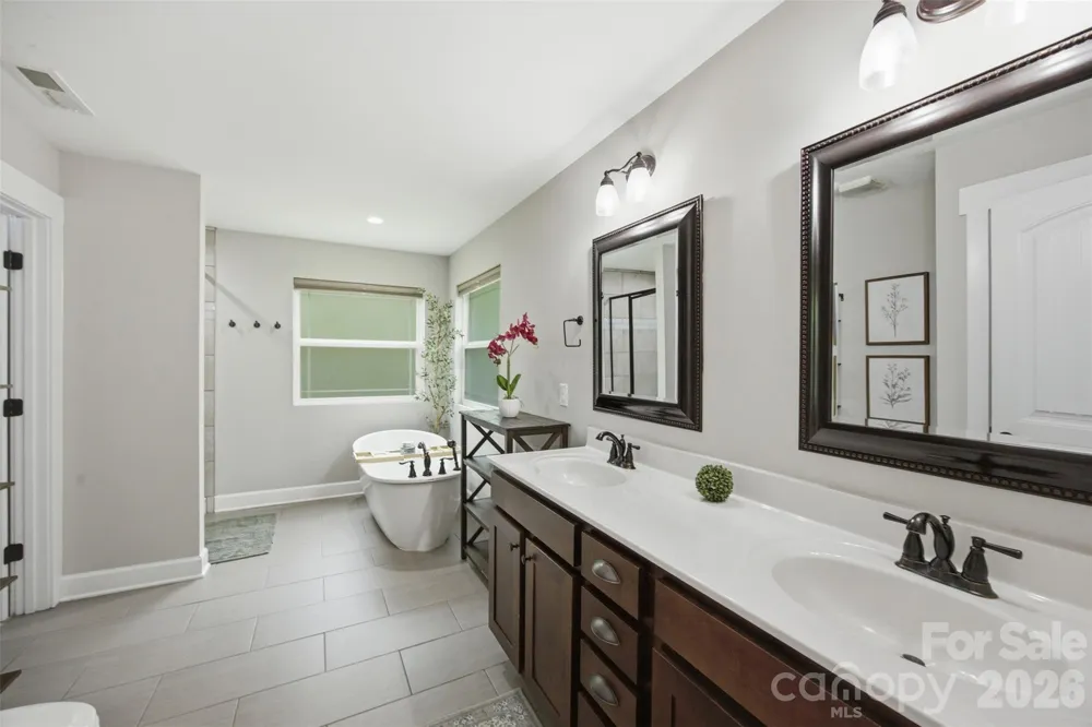 4084 Lydia Suzanne Place Lincolnton, NC 28092