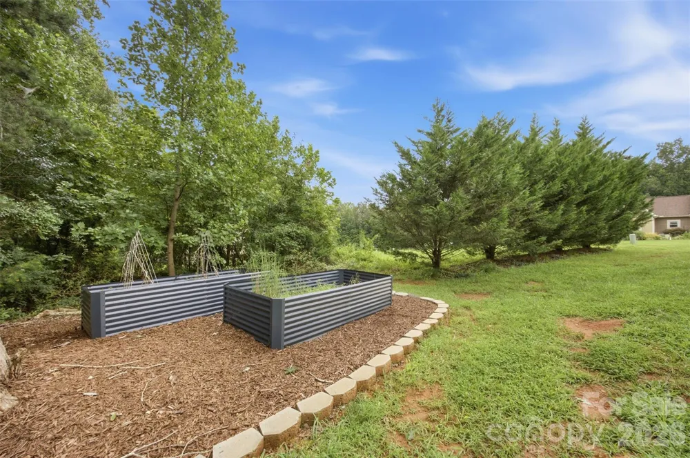 4084 Lydia Suzanne Place Lincolnton, NC 28092