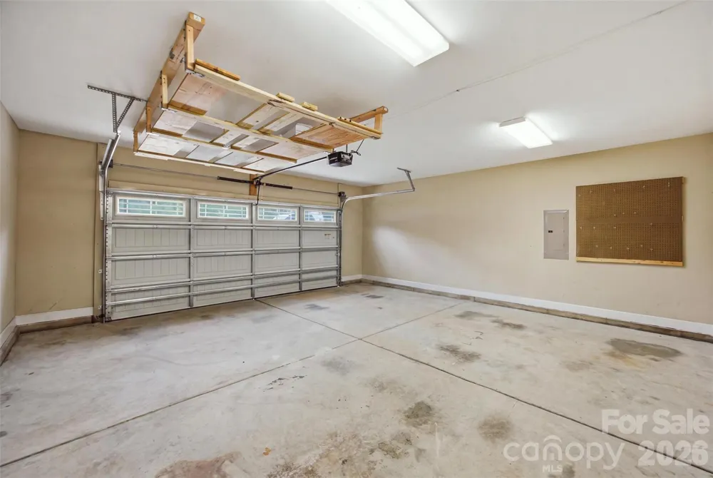 4084 Lydia Suzanne Place Lincolnton, NC 28092