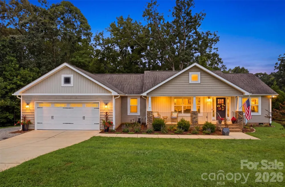 4084 Lydia Suzanne Place Lincolnton, NC 28092