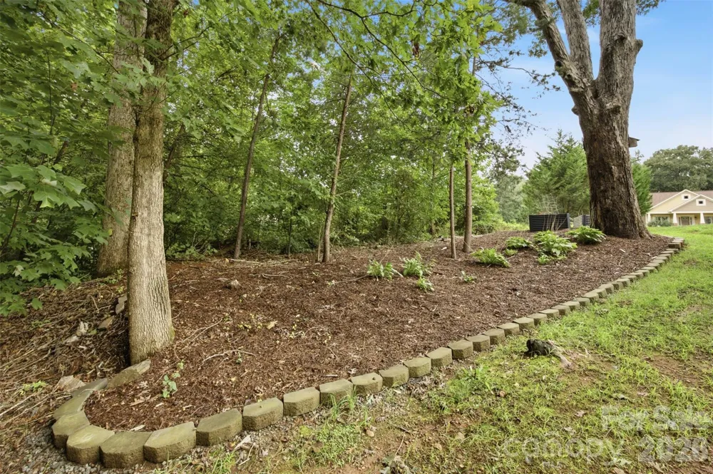 4084 Lydia Suzanne Place Lincolnton, NC 28092