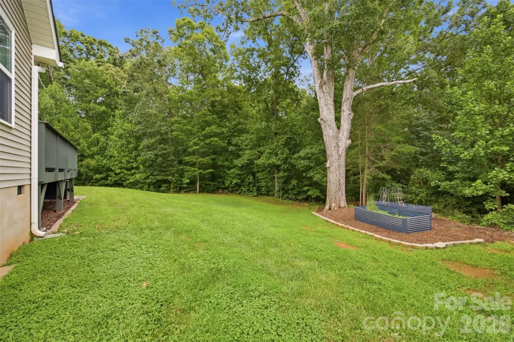 4084 Lydia Suzanne Place Lincolnton, NC 28092