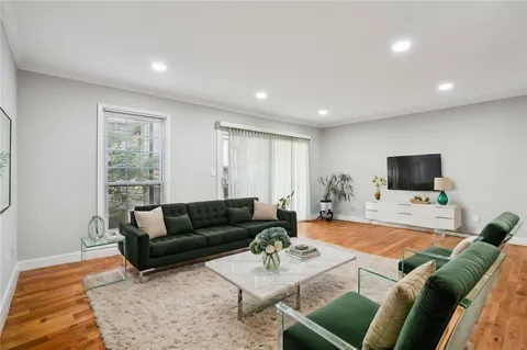 6851 Roswell Road #F32