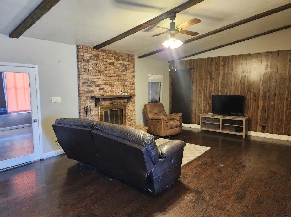 1918 Lewis Trail Grand Prairie, TX 75052