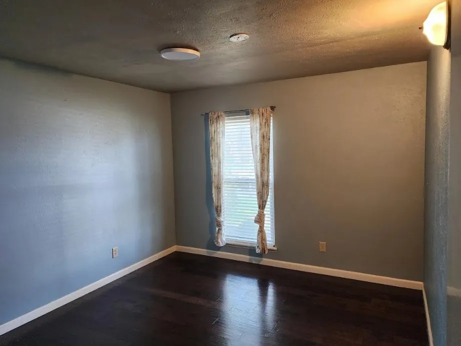 1918 Lewis Trail Grand Prairie, TX 75052