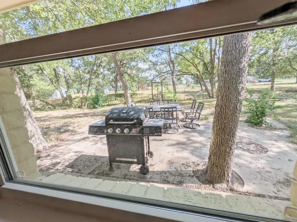 1139 County Rd 403 Anderson, TX 77830