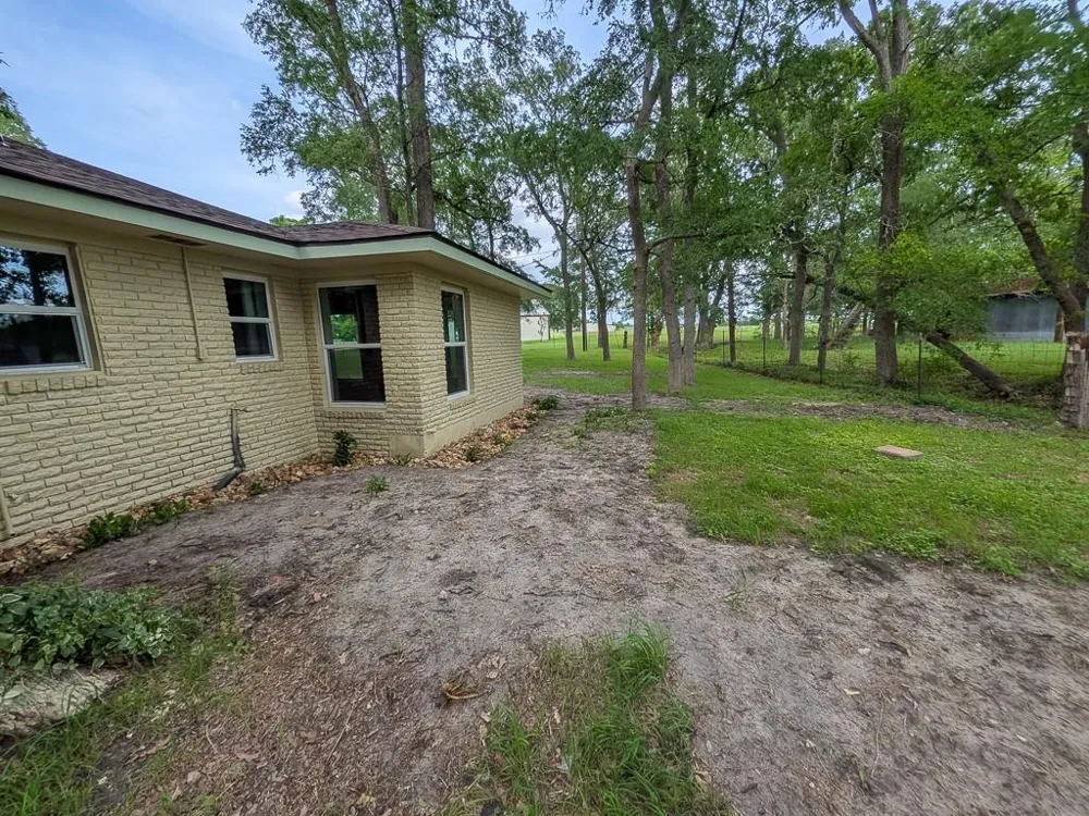 1139 County Rd 403 Anderson, TX 77830