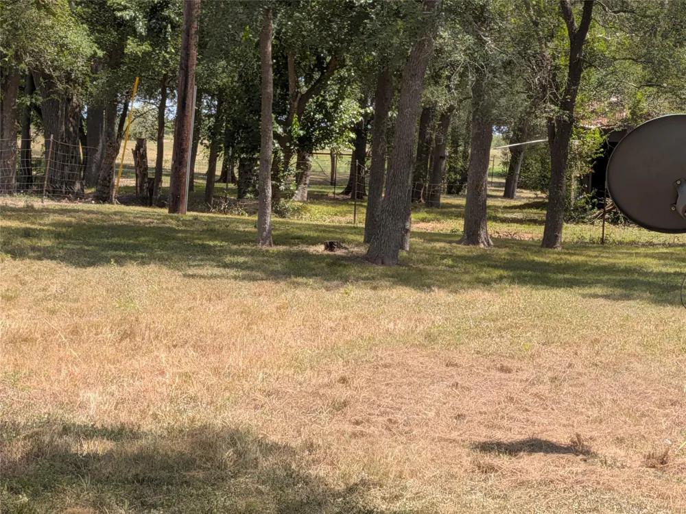 1139 County Rd 403 Anderson, TX 77830