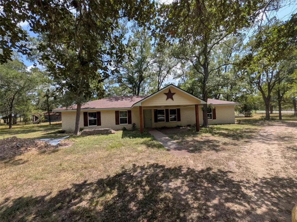 1139 County Rd 403 Anderson, TX 77830