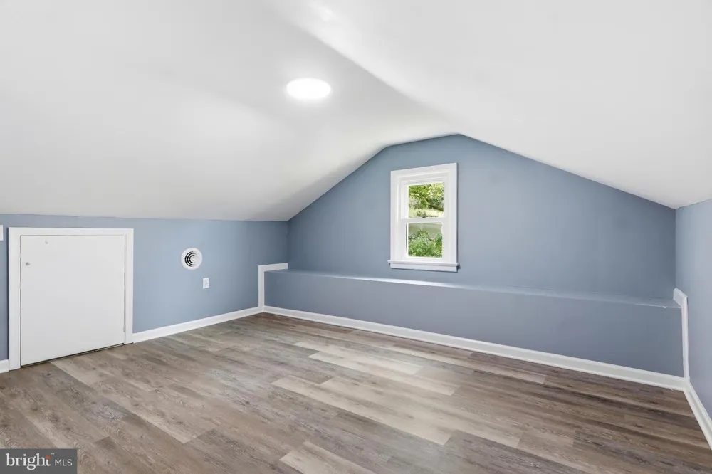 520 WOODLAND VIEW DRIVE York, PA 17406