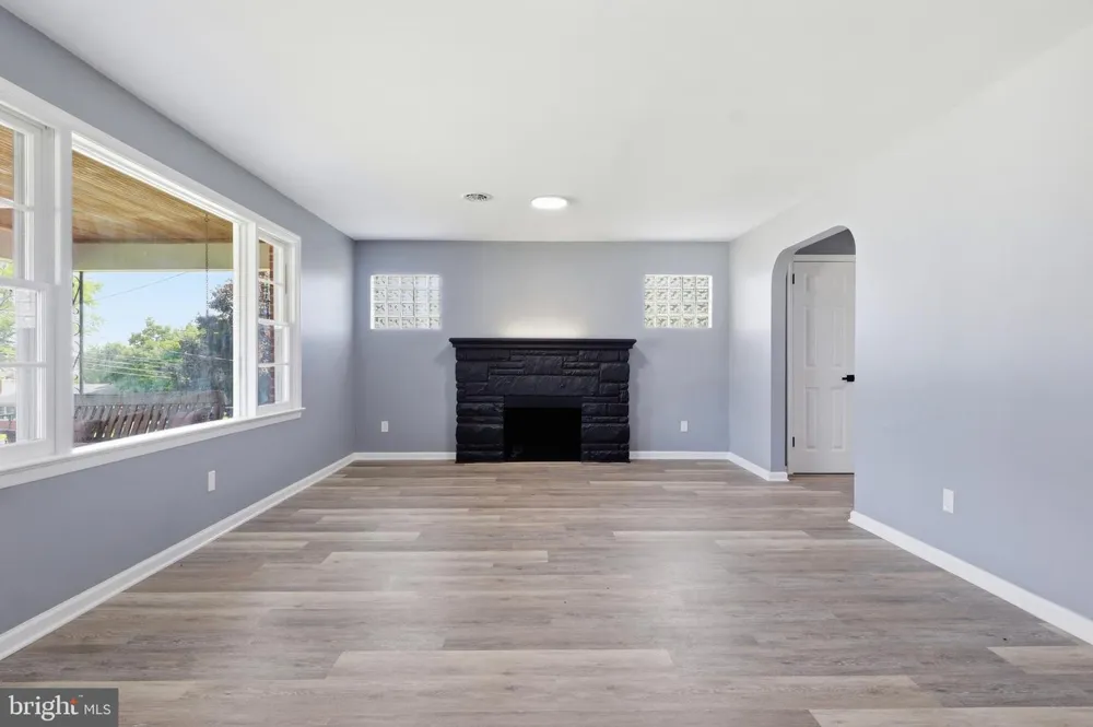 520 WOODLAND VIEW DRIVE York, PA 17406