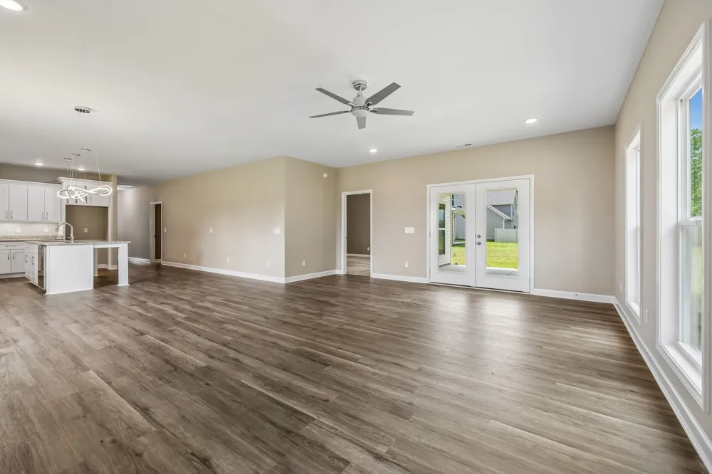 328 Villa St Smithville, TN 37166
