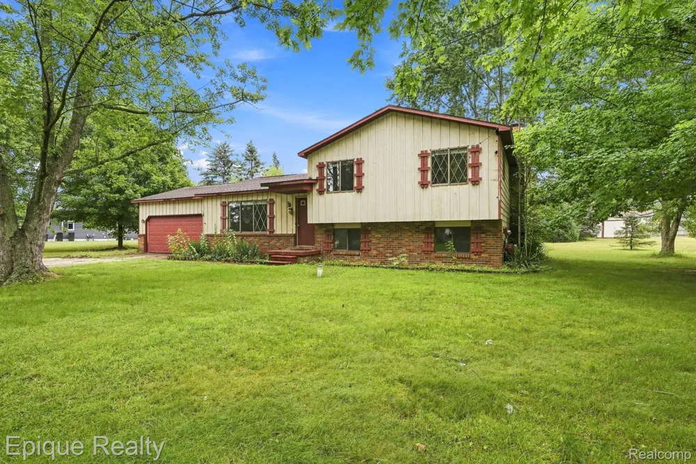 8534 Tim Tam Trail Flushing Charter Township, MI 48433