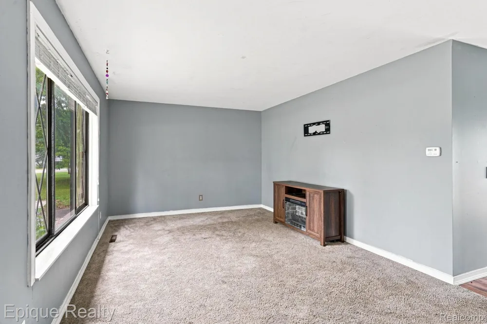 8534 Tim Tam Trail Flushing Charter Township, MI 48433