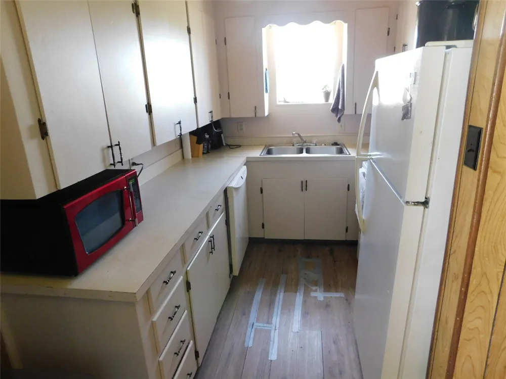 5401 Hwy 36 Comanche, TX 76442