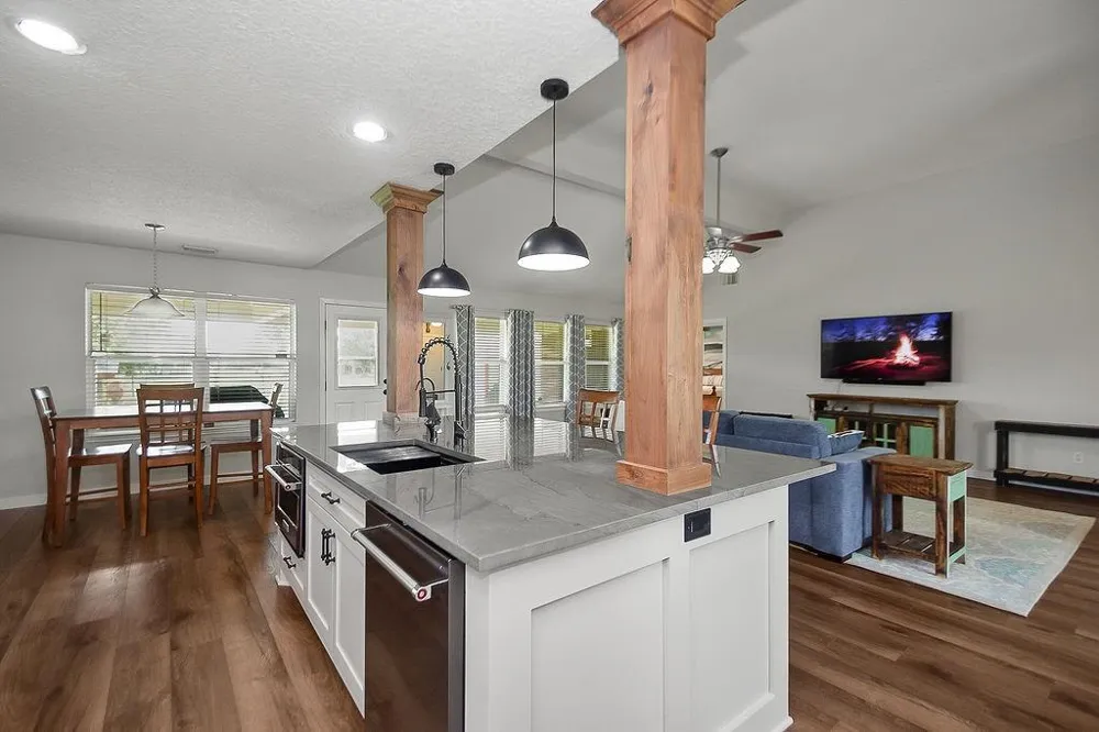 12824 Gibbs Street Santa Fe, TX 77517