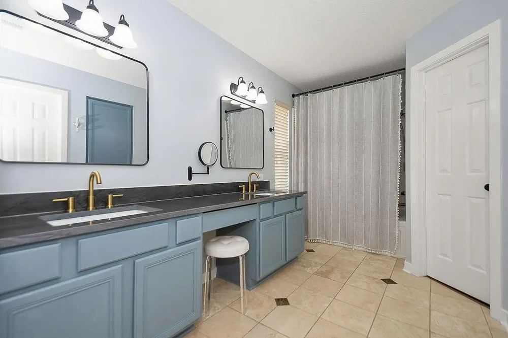 12824 Gibbs Street Santa Fe, TX 77517