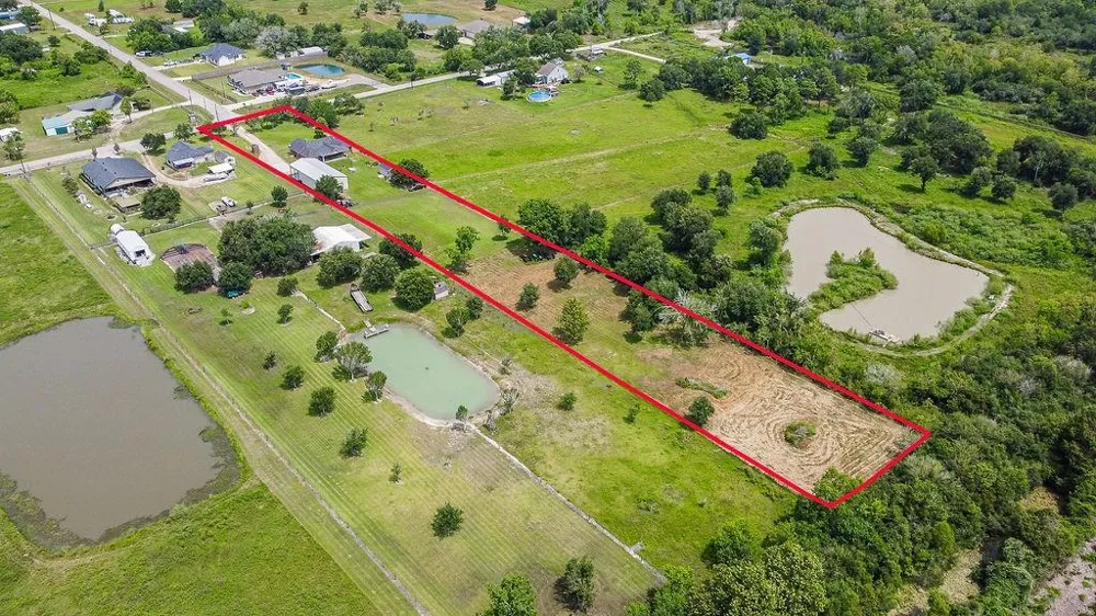 12824 Gibbs Street Santa Fe, TX 77517