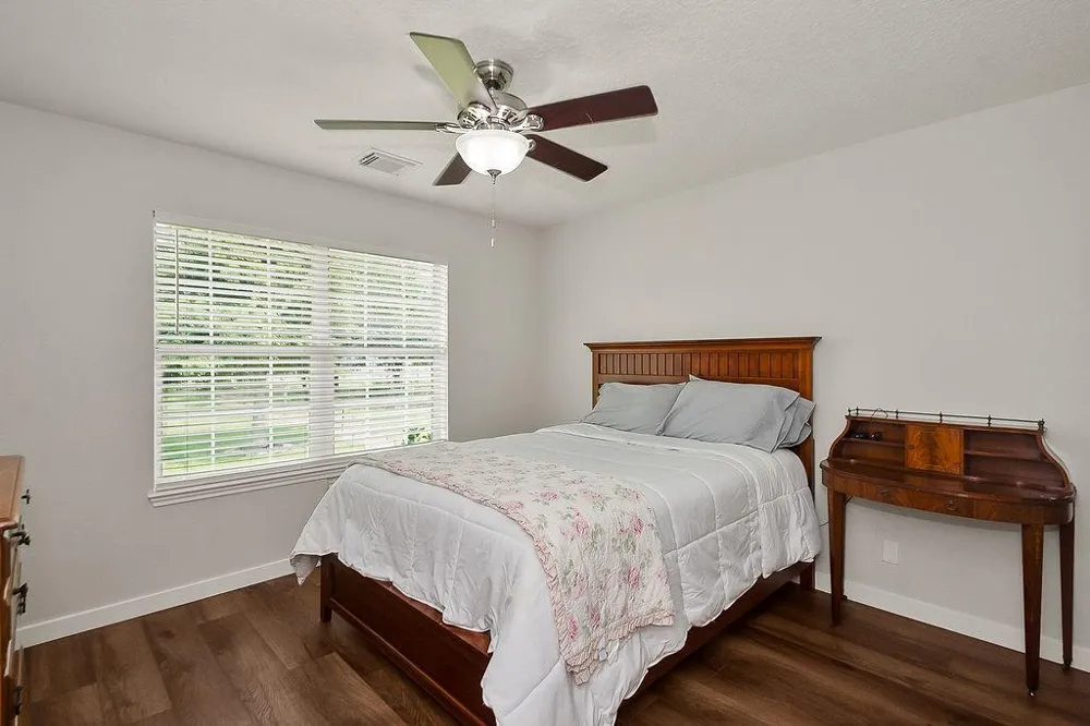 12824 Gibbs Street Santa Fe, TX 77517