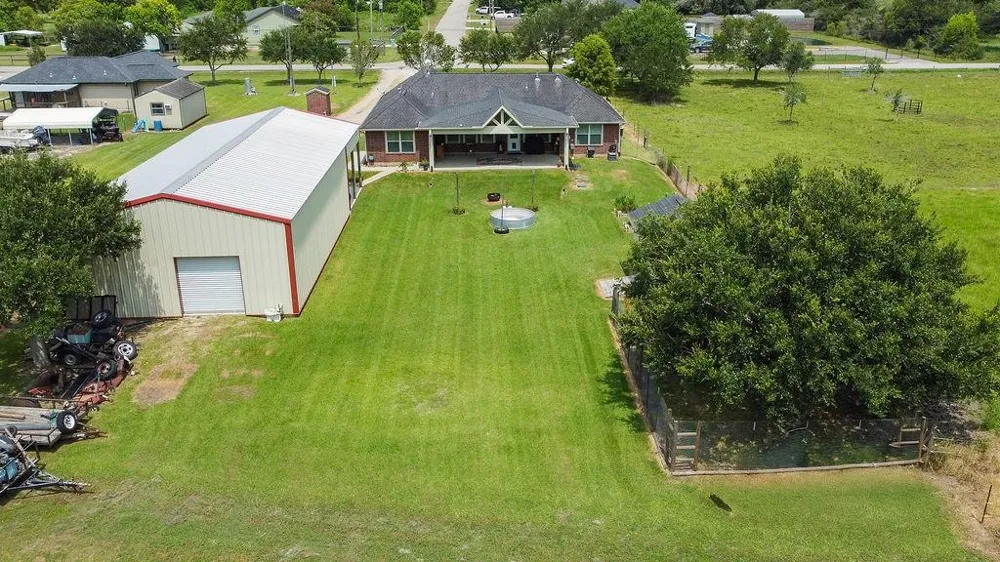 12824 Gibbs Street Santa Fe, TX 77517