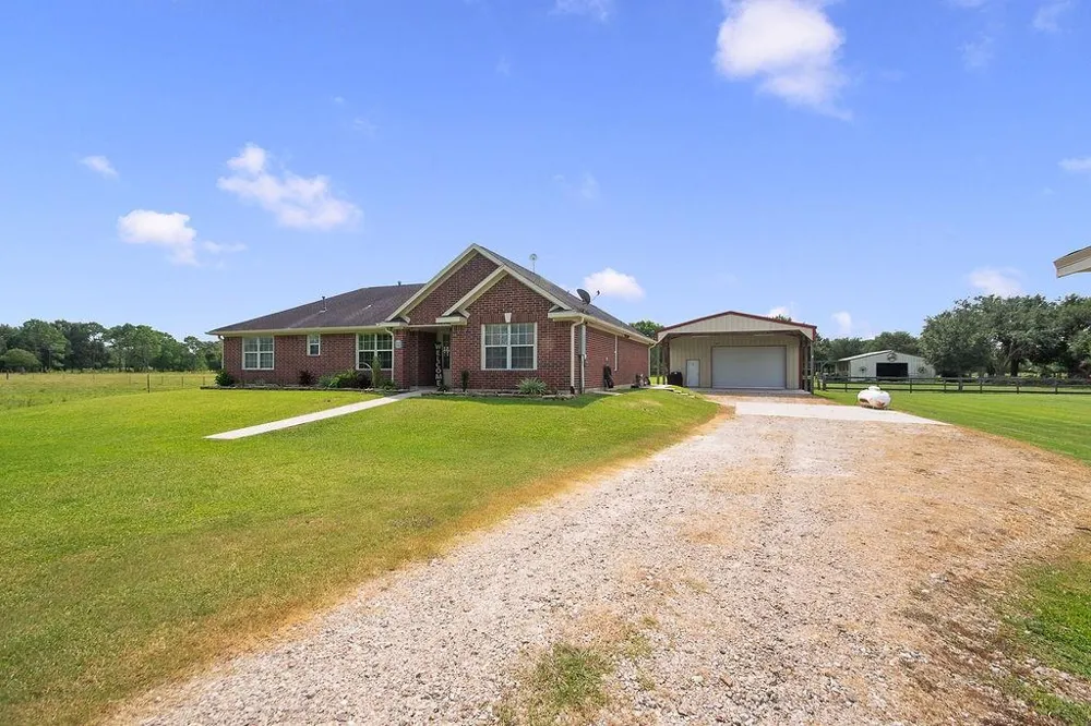 12824 Gibbs Street Santa Fe, TX 77517