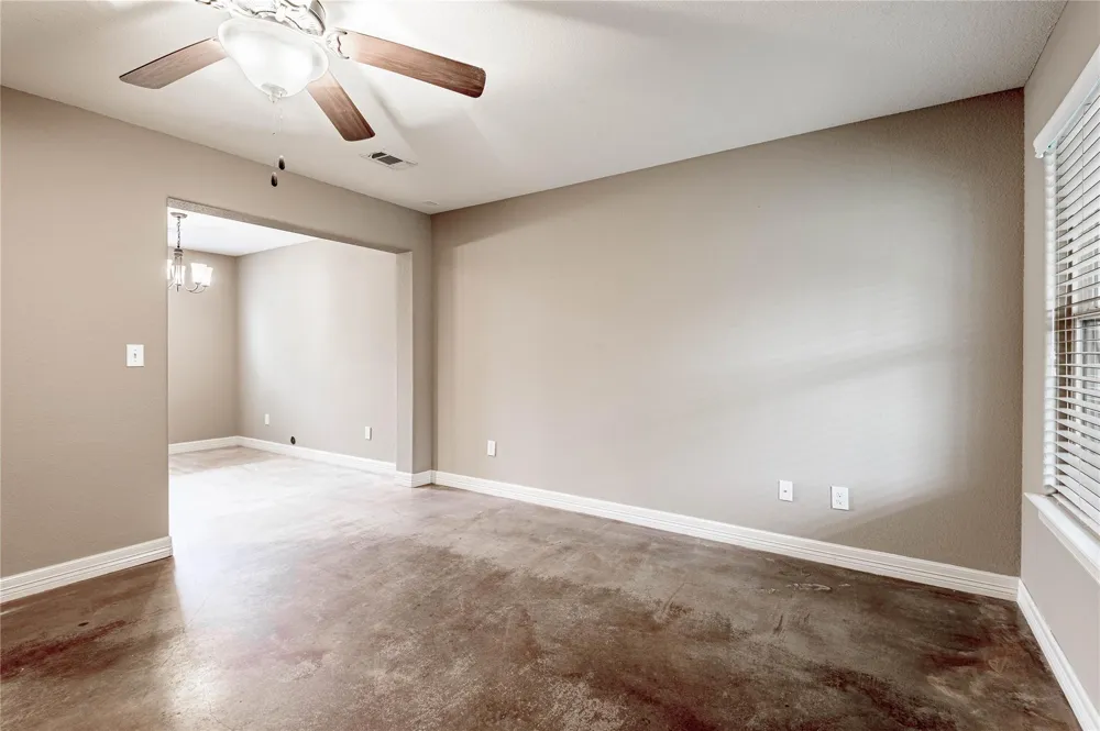 2002 20th Street #402 Huntsville, TX 77340