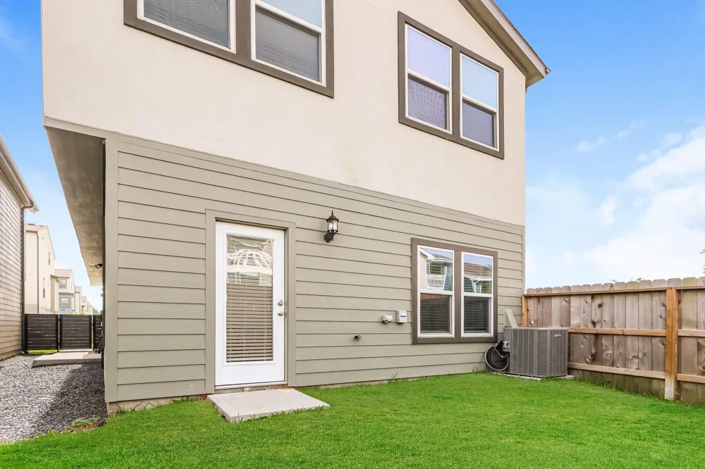 18342 W Centro Circle Shenandoah, TX 77385